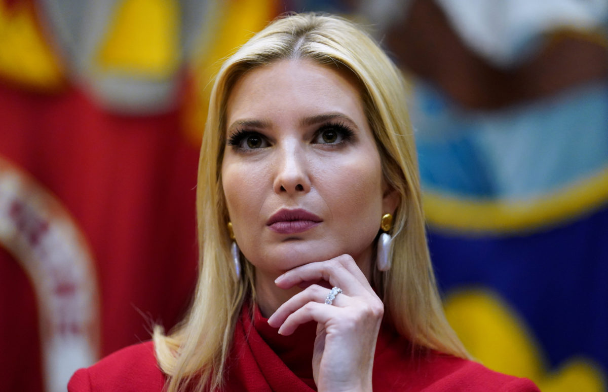 Ivanka Trump își împarte postarea ei de adio pe Twitter cu adepții săi