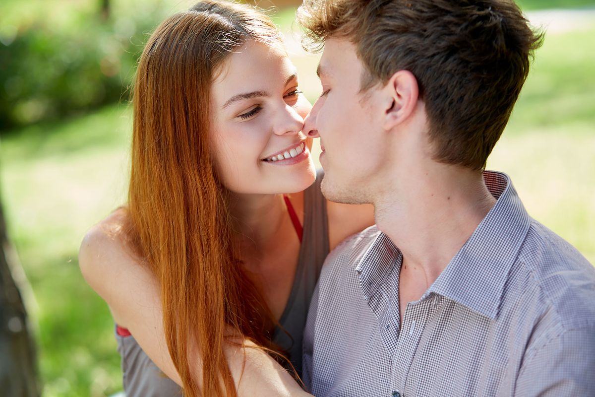 5 întrebări esenţiale înainte de a-ţi începe viaţa sexuală