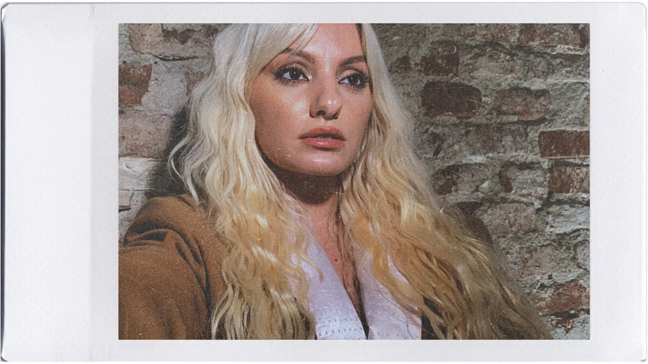 Alexandra Stan scrie istorie cu mega-hitul „Mr. Saxobeat” – cea mai ascultată piesa românească de pe Spotify
