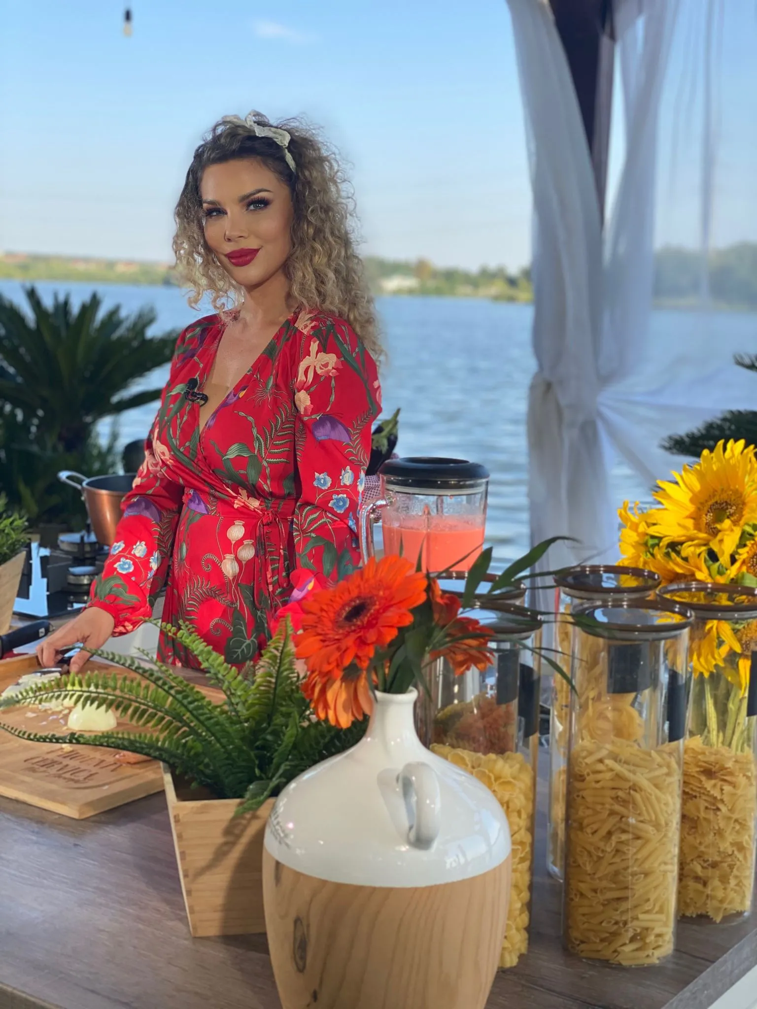 Alina Laufer gătește și uimește cu „Rețeta în 5 minute”! În fiecare joi, în cadrul Știrilor Kanal D de la ora 12:00