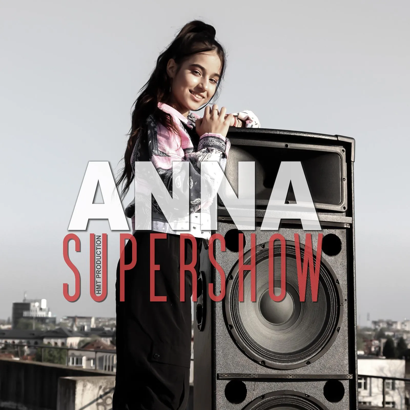 Anna a lansat de 1 iunie videoclipul piesei „Supershow”