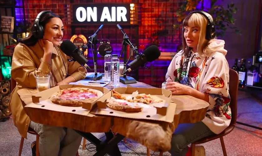 Andrea i-a luat locul lui Maruta si a facut podcast cu Delia! Intalnirea divelor!