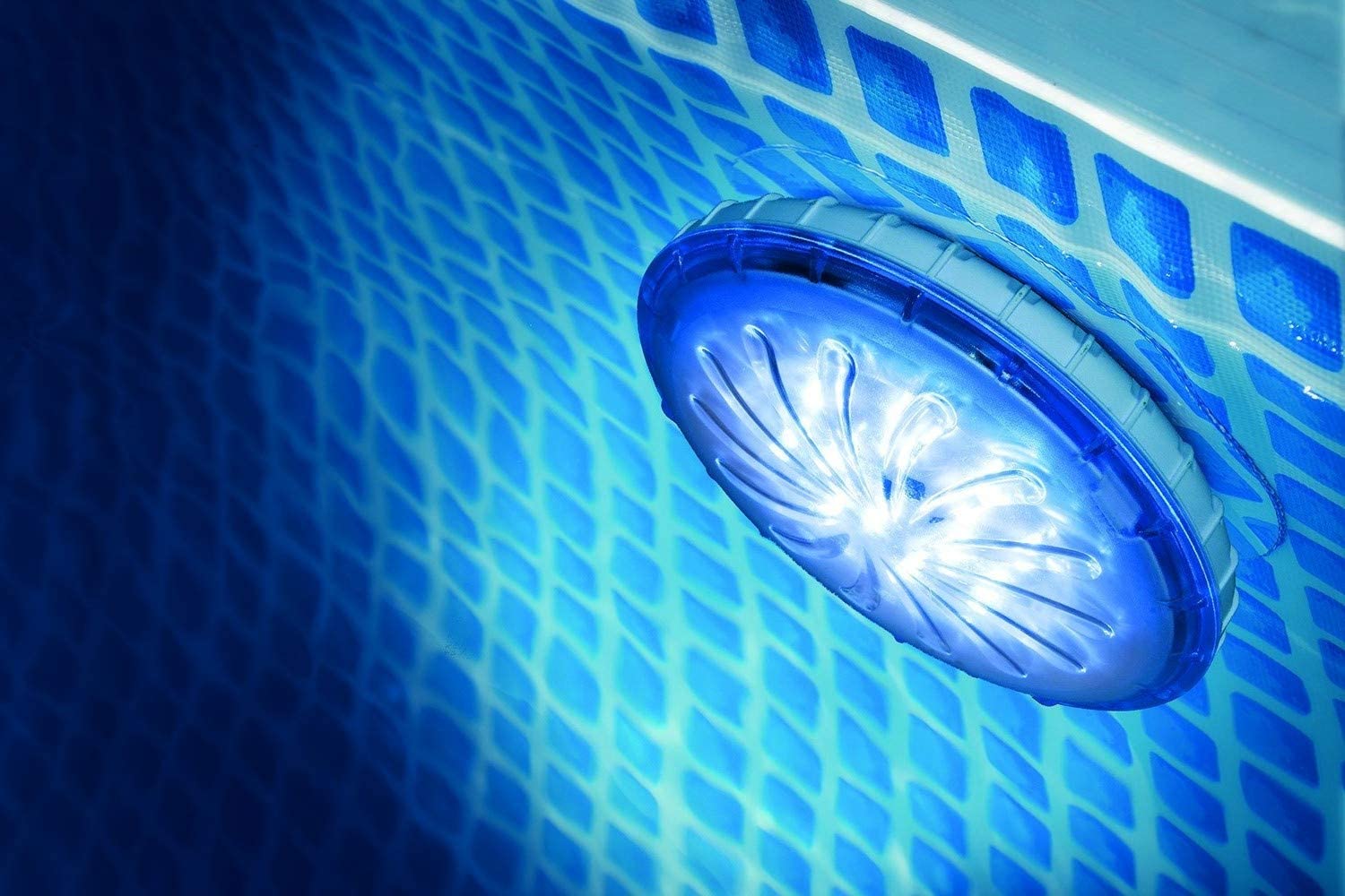 Foloseste un bec 50w led piscina pentru o ambianta de vis !