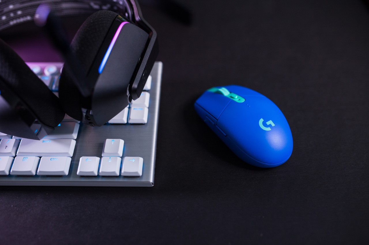 Logitech G lansează noua gamă colorată de periferice și  oferă posibilitatea de a personaliza echipamentul de gaming  conform stilului propriu