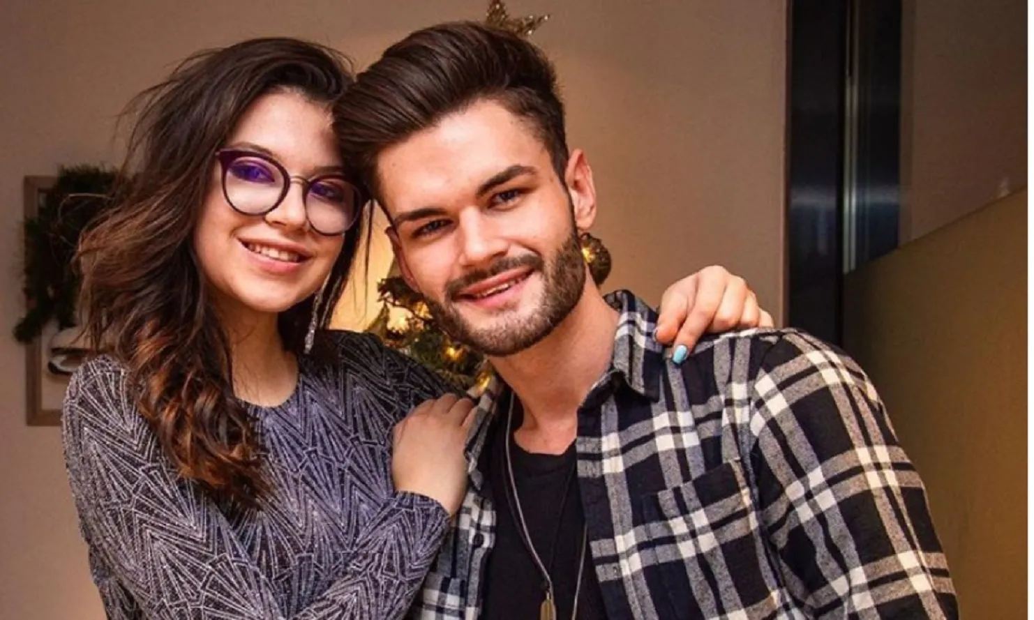 Edward Sanda si Cleopatra Stratan au implinit un an de relatie!