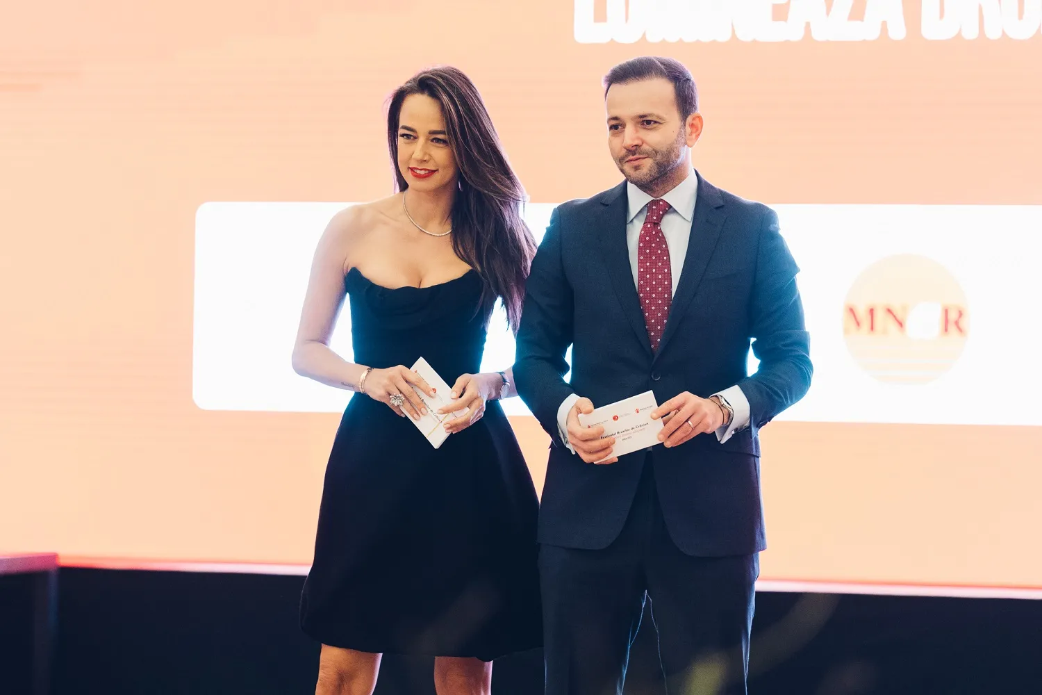 Record absolut de solidaritate! Festivalul Brazilor de Crăciun a obținut peste 764.000 de euro, pentru restabilirea accesului la educație și servicii medicale pentru copiii vulnerabili