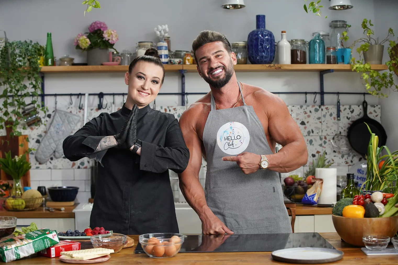 Antena 1 lansează un nou show de cooking – „Hello Chef”! Dorian Popa primul invitat?