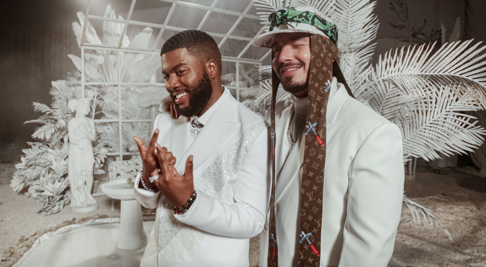 J Balvin & Khalid au lansat single-ul „Otra Noche Sin Ti”