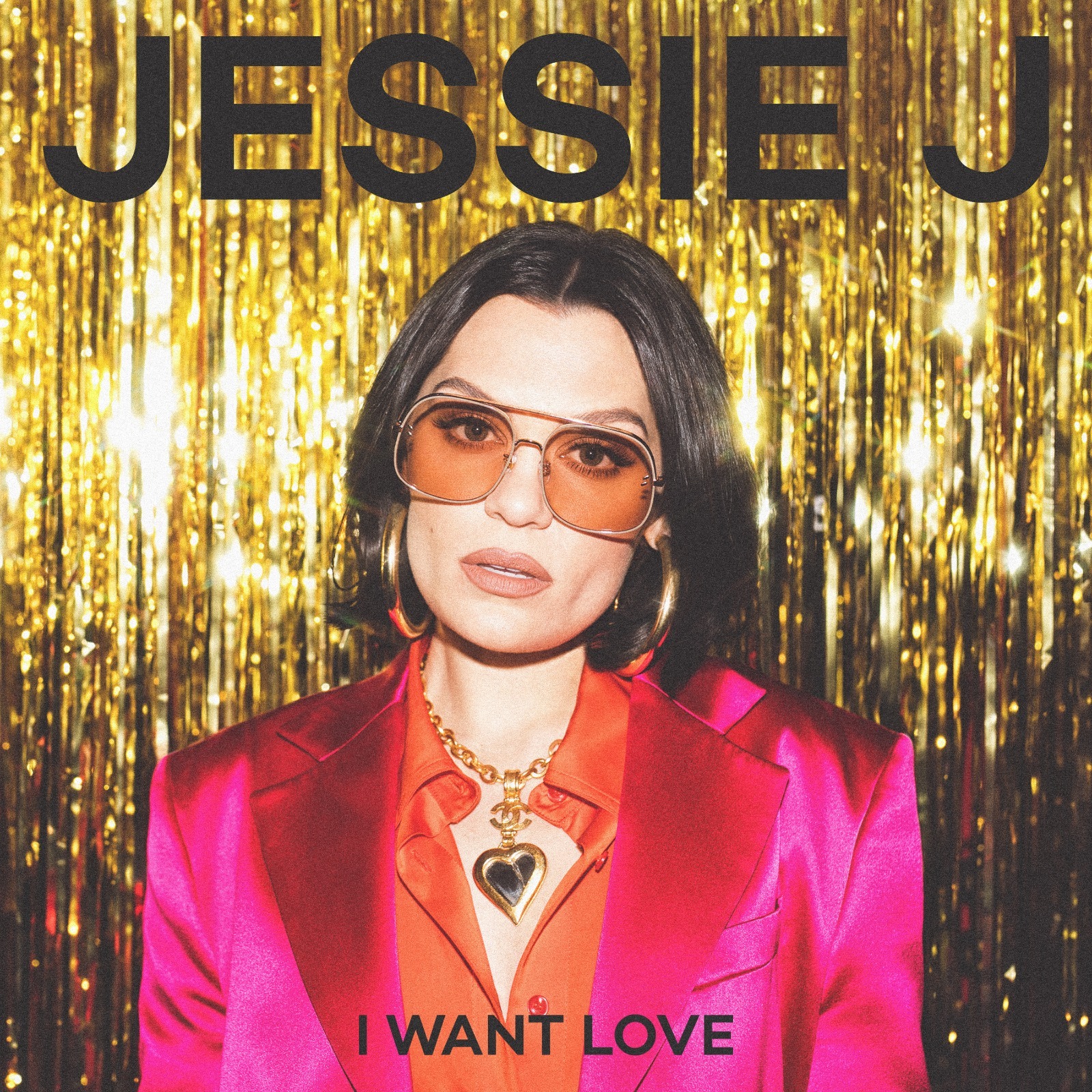 Jessie J a lansat single-ul „I Want Love”