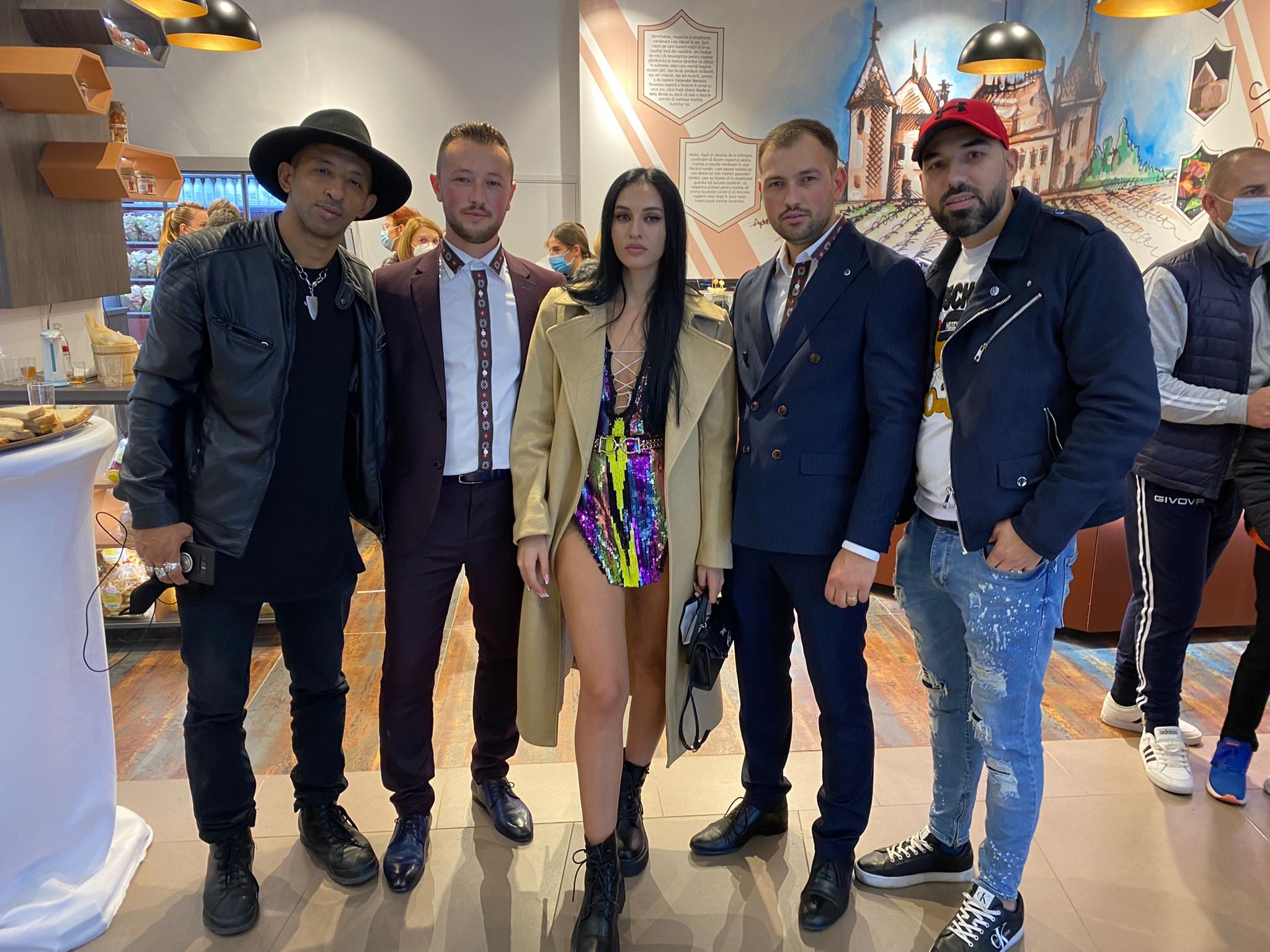 Kamara, Gabriella Nastas si Mihai Constandache invitati speciali la Conacul Baciului din Buzau
