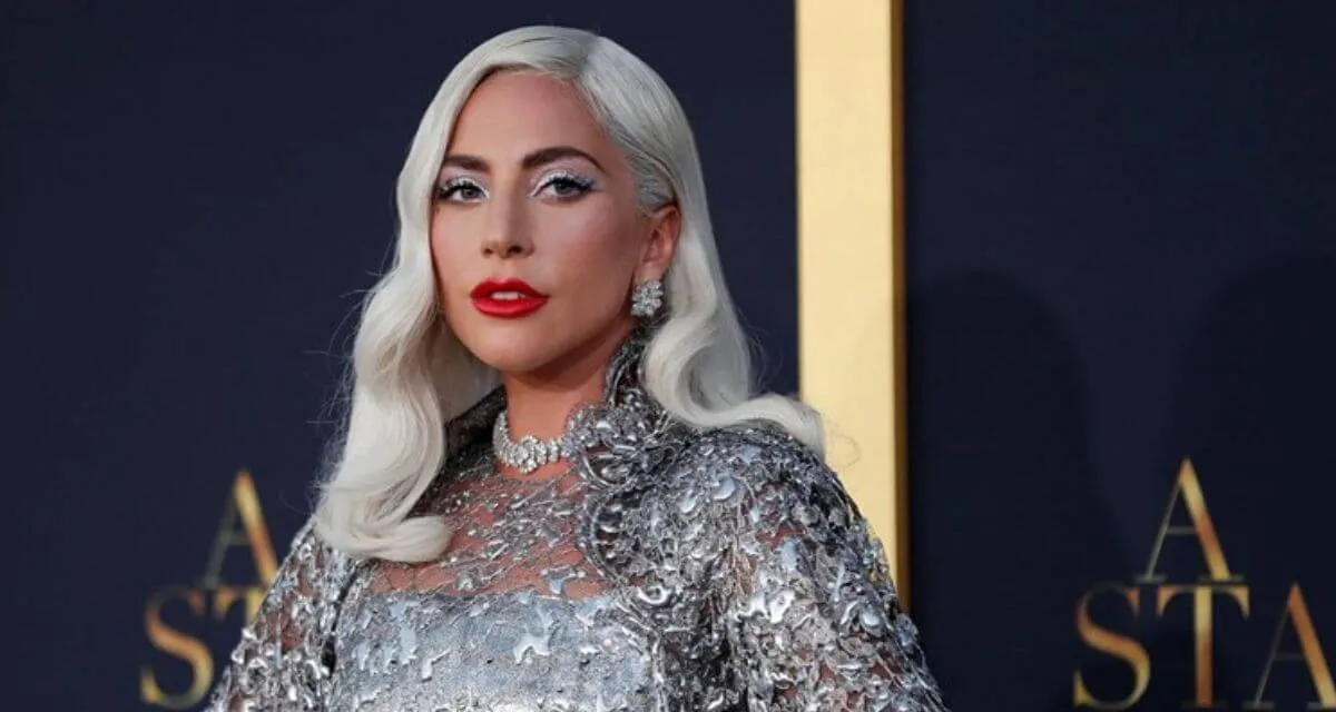 Lady Gaga a lansat cel de-al saselea material discografic din cariera