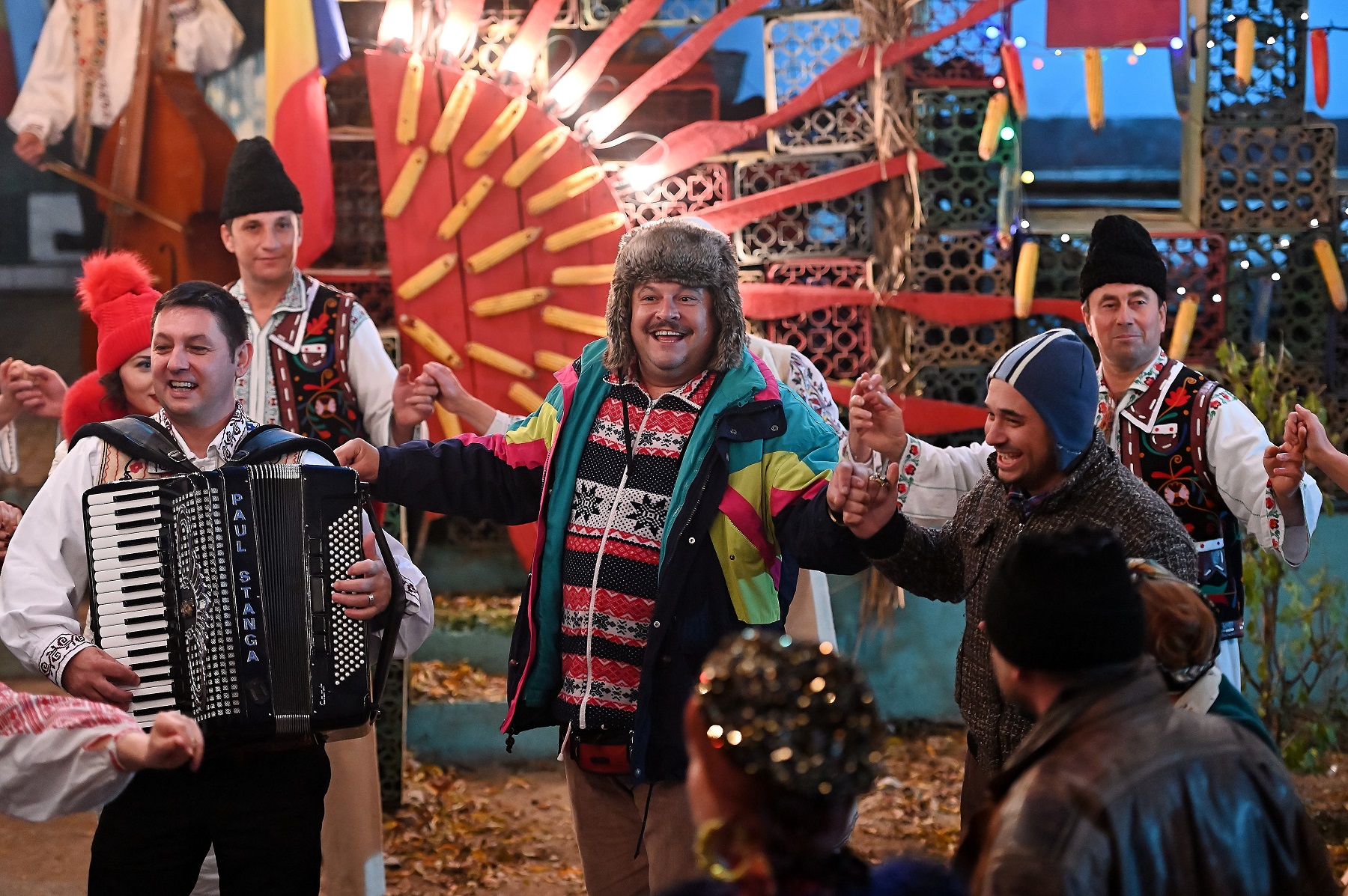 Luni, 30 noiembrie, de la ora 20:30, Pro TV va difuza un episod special Las Fierbinti!