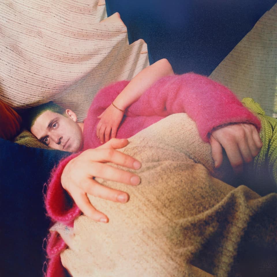 Lauv lanseaza single-ul „26”