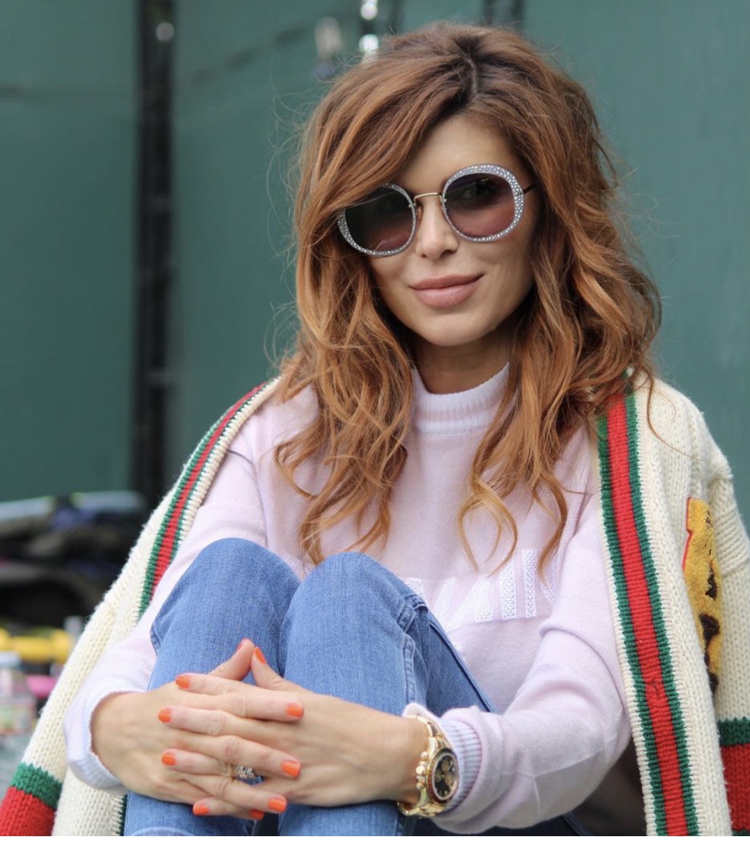 Celebrul designer de la Hollywood, Lorena Sârbu, este extrem de mândră de rezultatele fiului ei la turneele de tenis!