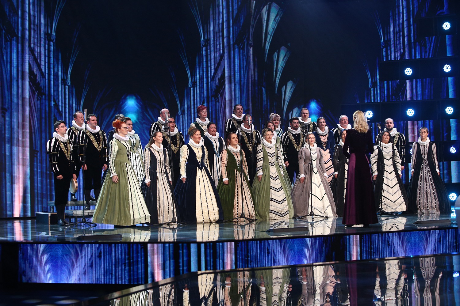 Corul Madrigal, invitat de excepție pe scena X Factor, azi, de la 20.30, la Antena 1
