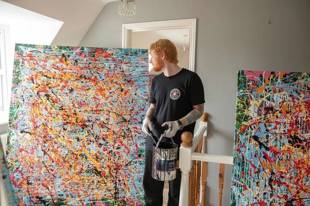 Ed Sheeran donează o pictură realizată de el la tombola de caritate a Suffolk