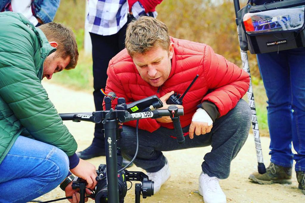 Romanian Tradition, scurtmetrajul regizat de Pavel Bartos, se vede, in exclusivitate, pe voyo.ro