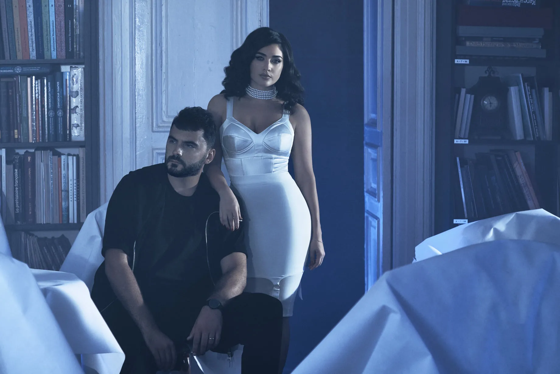 Runa feat Tostogan’s lansează „Garsoniera din Obor”. „Melodia `cântă` povestea unei femei care a ajuns în etapa finală a relației de iubire!”