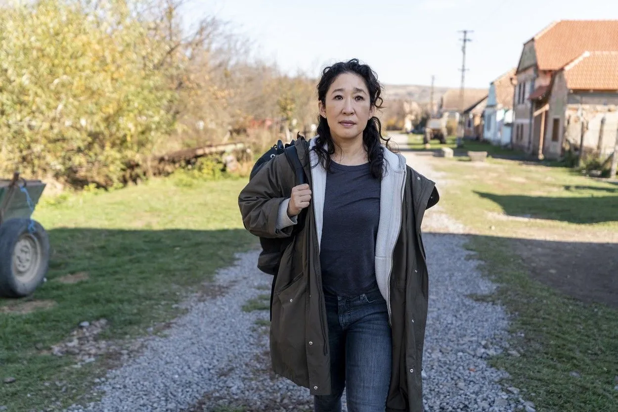 Premieră TVR 1: Sandra Oh este agent secret în serialul fenomen „Obsesia Evei”