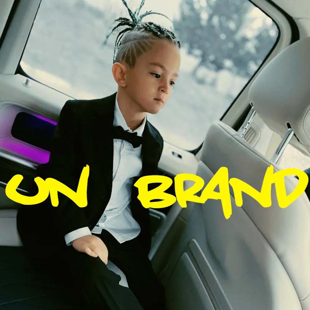 La 5 ani vloggerul Selim The Kid s-a lansat în muzică cu primul lui single, “Brand”!
