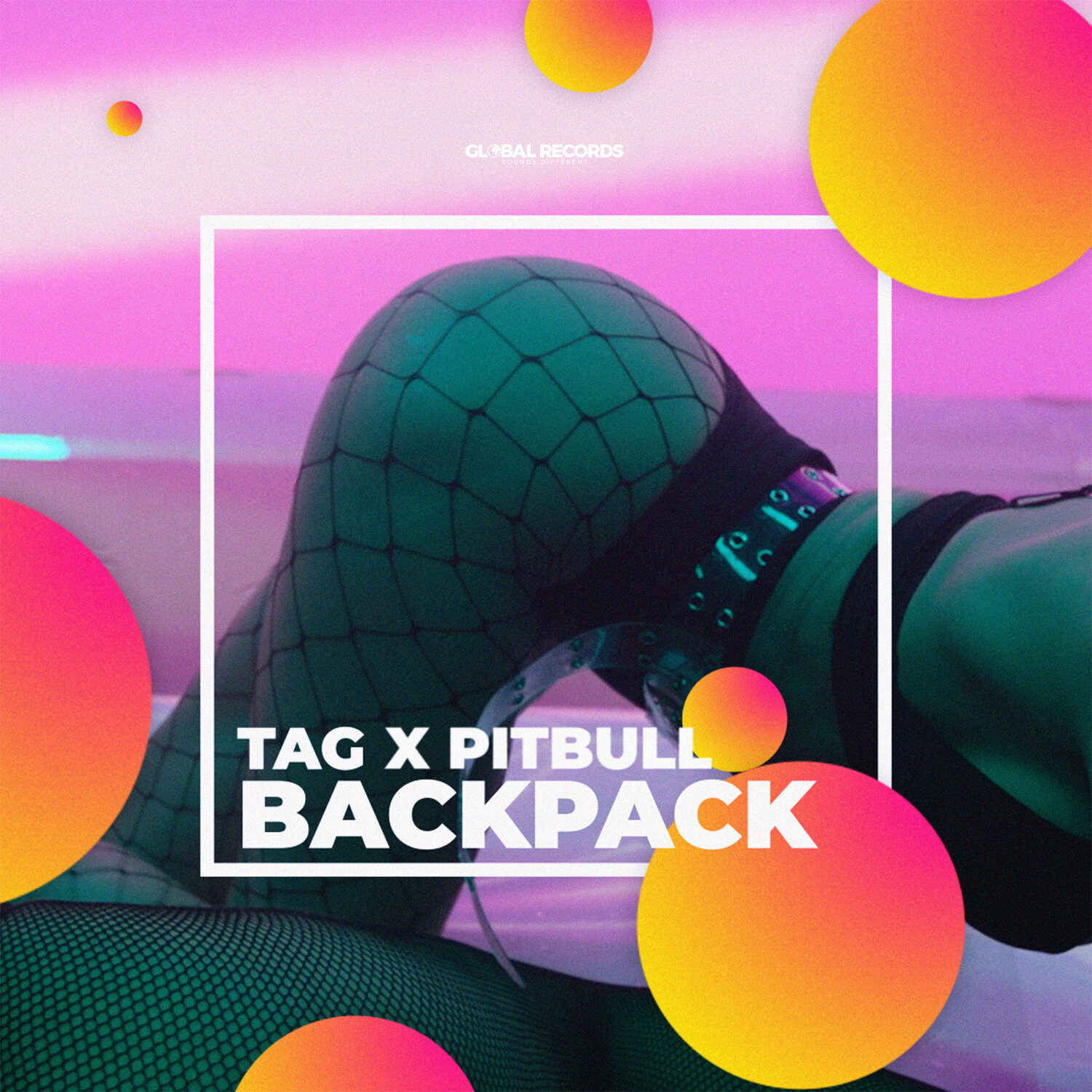 Super hit de la TAG și Pitbull – ”Backpack”