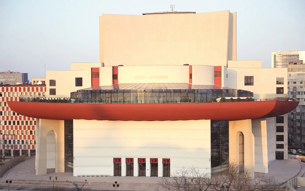 De cand se reiau spectacolele la Teatrul National din Bucuresti!