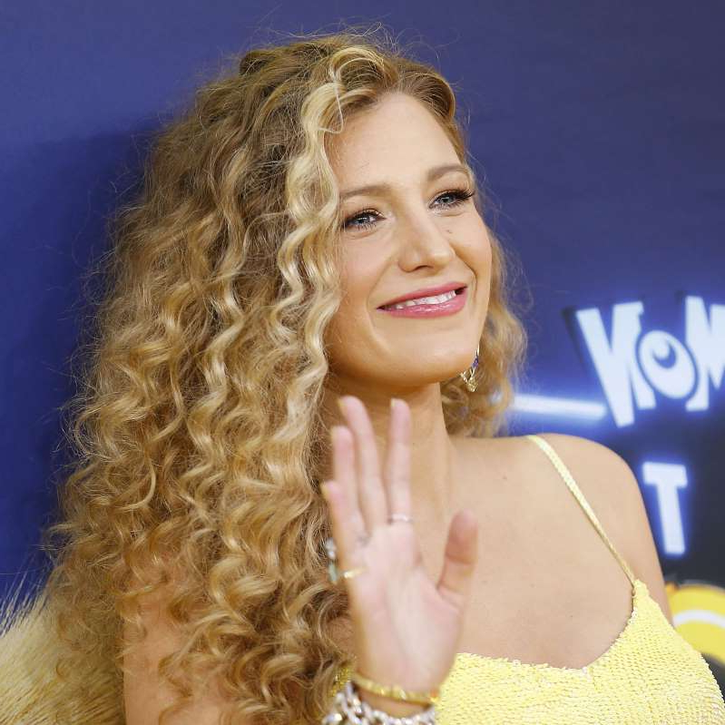 Blake Lively l-a surprins pe juratul de la Bake Off cu un tort Unicorn făcut și decorat de una singură