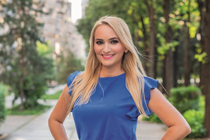 Adela Diaconu pregateste ediția a 10-a Gala Performanței & Excelenței 2020!