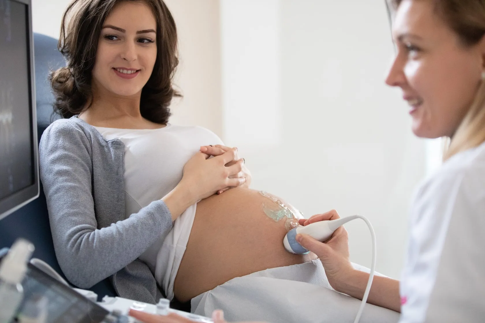 Unul dintre cele mai performante ecografe din lume, la clinica Nativia!