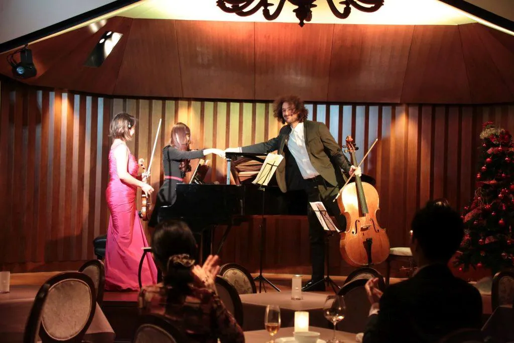 Andrei Cavassi va avea super concert live pe 3 iulie – „In curand la opera din Dubai”