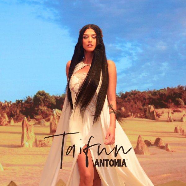 Antonia e un „Taifun” la inceput de 2021! Asculta noua piesa a solistei
