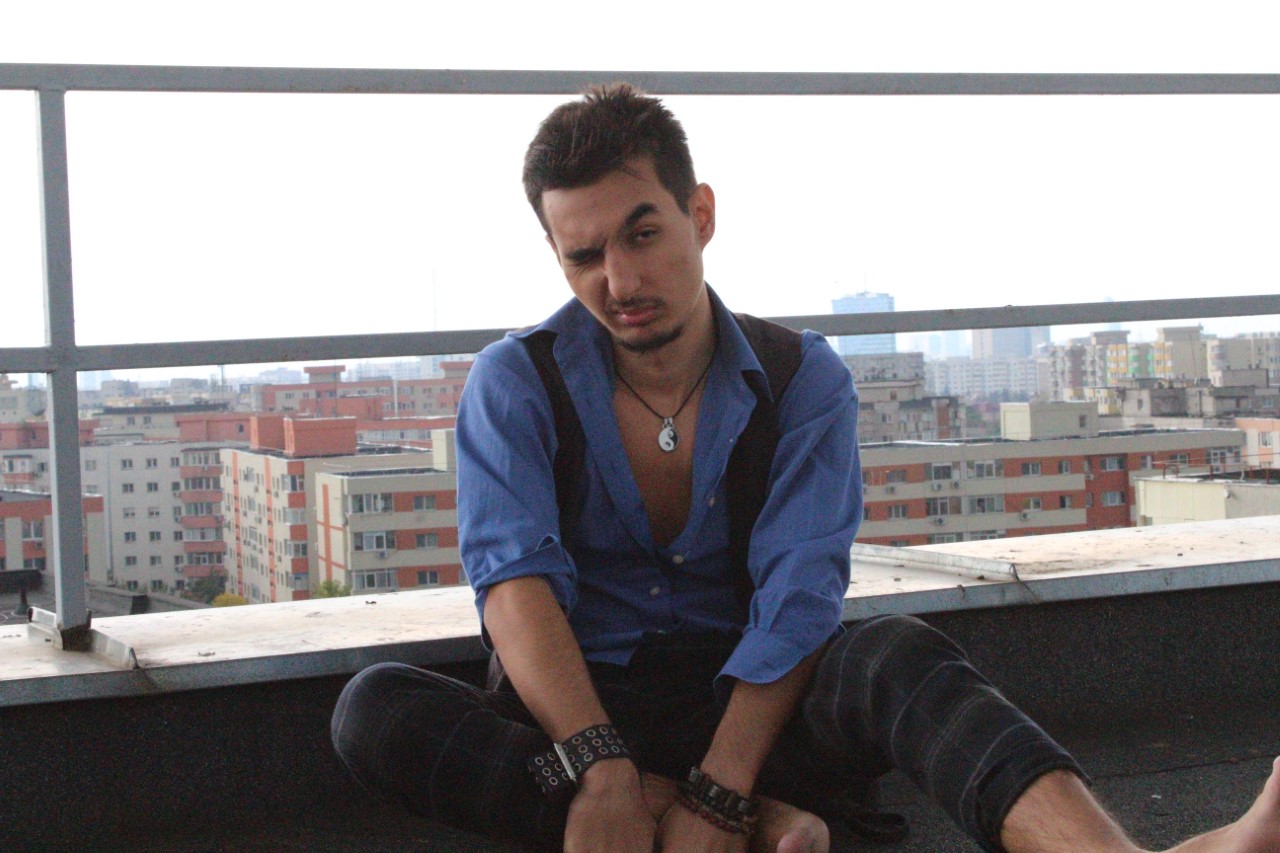 Interviu Alex Cruceru: „Imi place muzica produsa de Smiley”