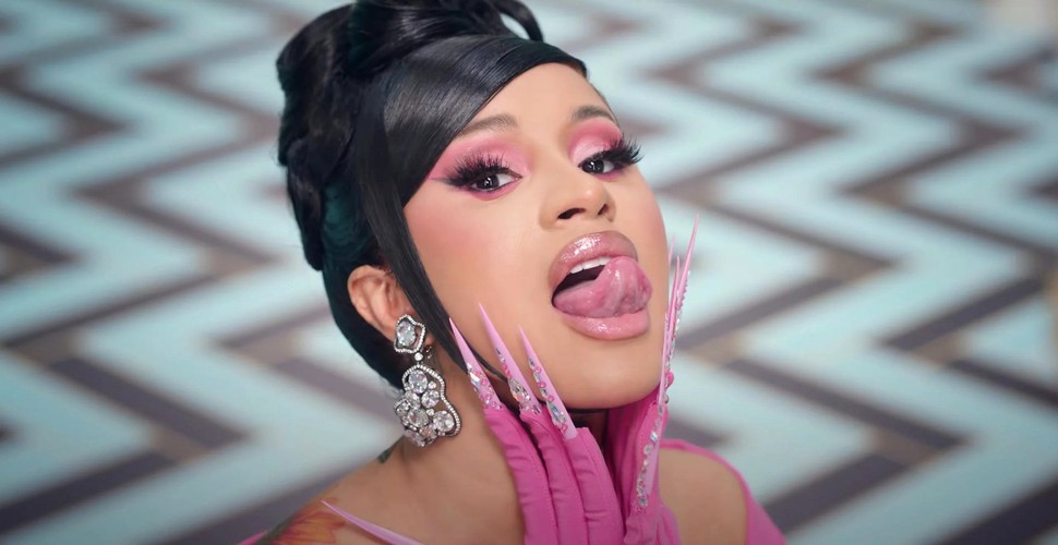 „Bodak Yellow” al lui Cardi B devine prima melodie a unui rapper de sex feminin care a primit certificarea cu diamante