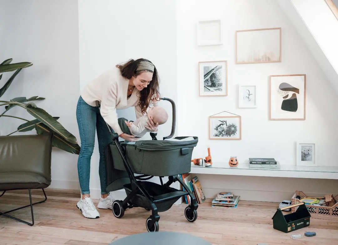 Joolz lanseaza inovația: caruciorul de tip buggy, Joolz Aer – acum de la nastere