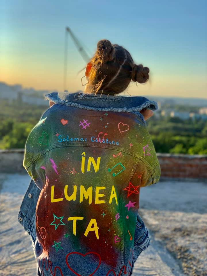 Cătălina Solomac a lansat videoclipul piesei „În lumea ta”