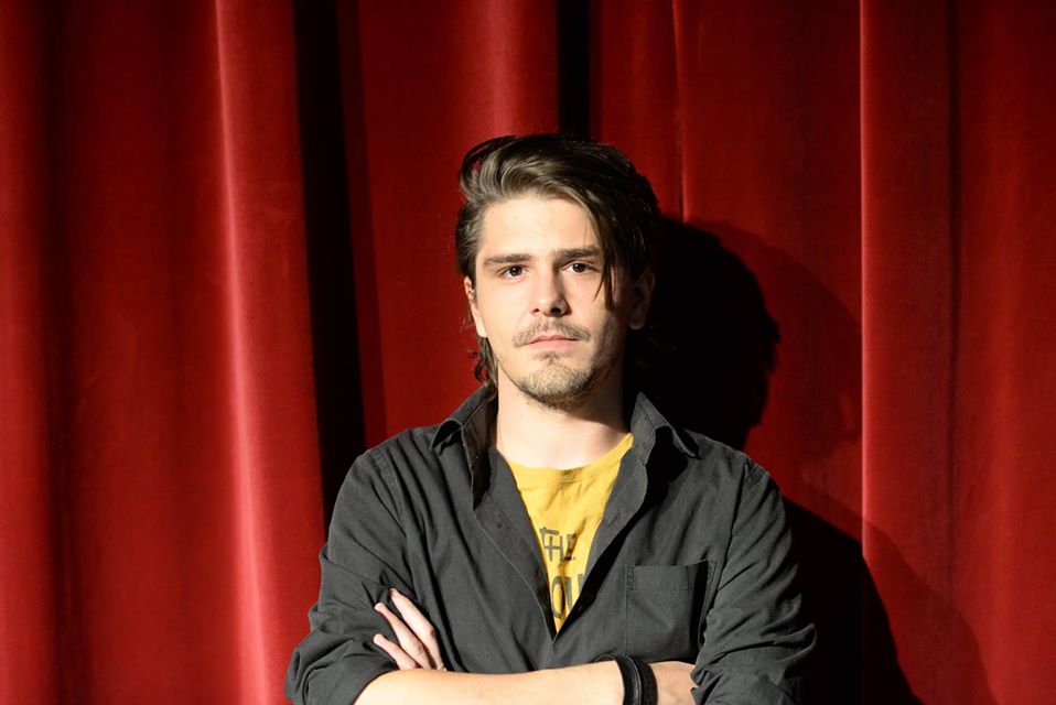 Interviu Dani Ionescu: „Sa faci actorie si muzica e ca si cum ai sta in aceasi casa cu amanta și soția ta!”