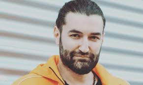 Smiley, printre persoanele nevoite să intre în carantină după ce s-a întors din America: „Nu vă las eu singuri în izolare”
