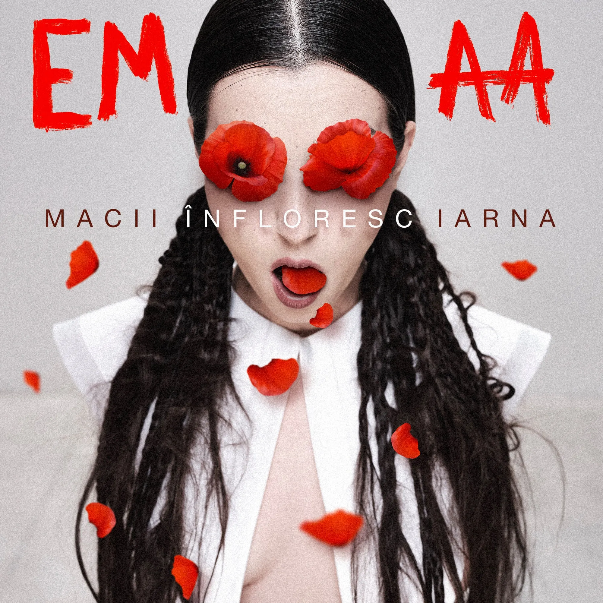 EMAA lanseaza primul sau album, „Macii infloresc iarna”