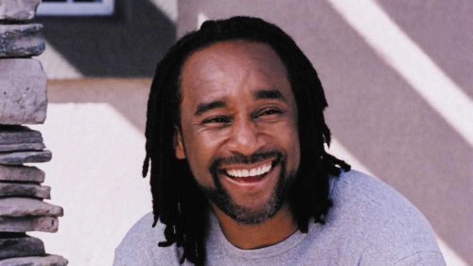 Eric Jerome Dickey, autorul american al celor mai bine vândute romane, a murit la 59 de ani