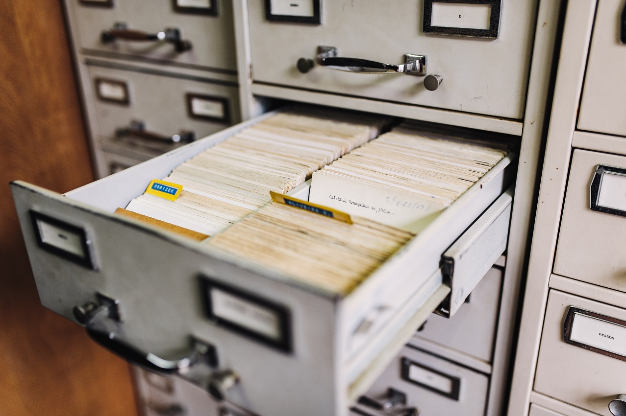 Fisetul metalic, “My documents” din lumea reala! Locul unde se „salveaza” dosarele!