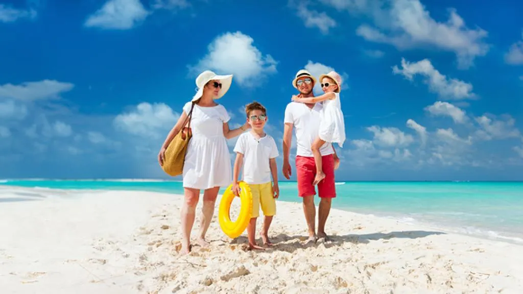 Cele mai frumoase 3 destinații de vacanță de vară în care să mergi cu copiii și bebelușii