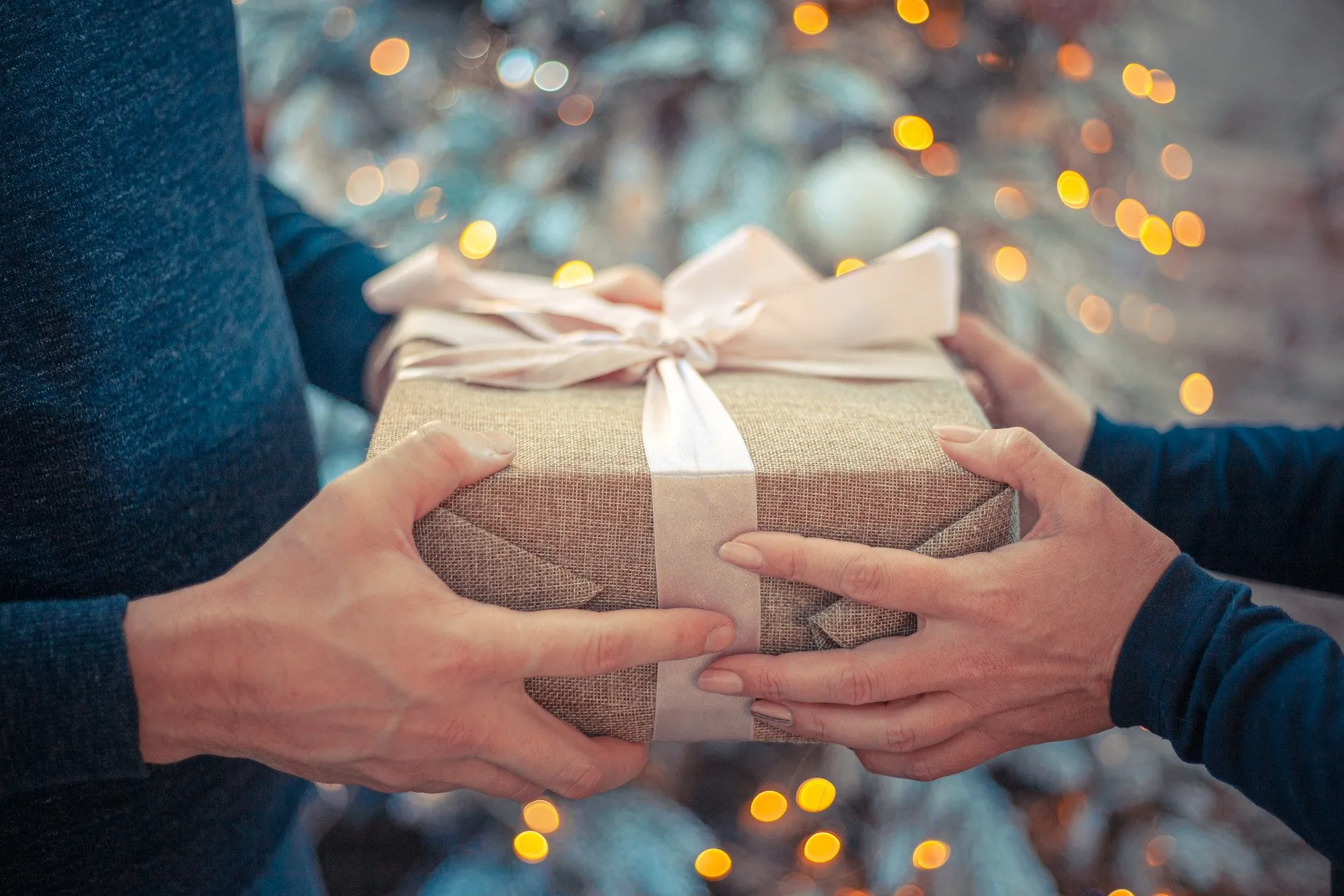 7 cadouri personalizate pentru care prietenii te vor iubi mai mult
