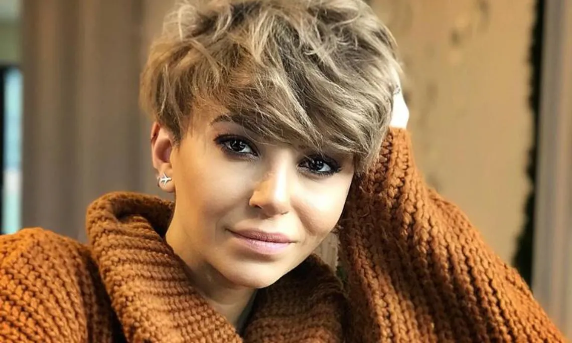Giulia Anghelescu ex Candy se intoarce in televiziune! Ce emisiune va avea si la ce post?