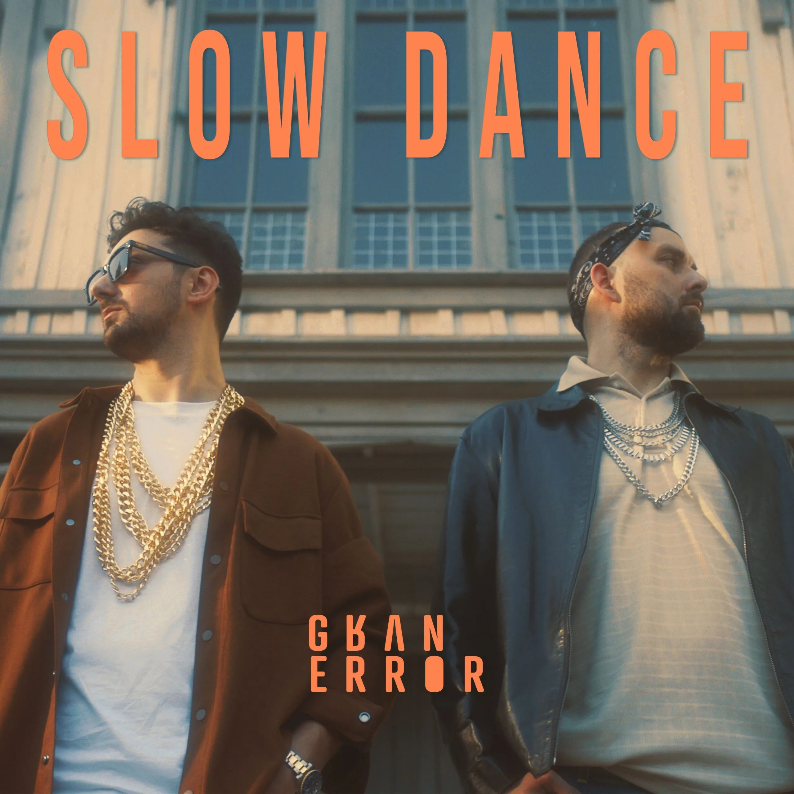 Gran Error revine cu cel de-al doilea single, Slow Dance, al cărui ritm inundă toate simțurile!