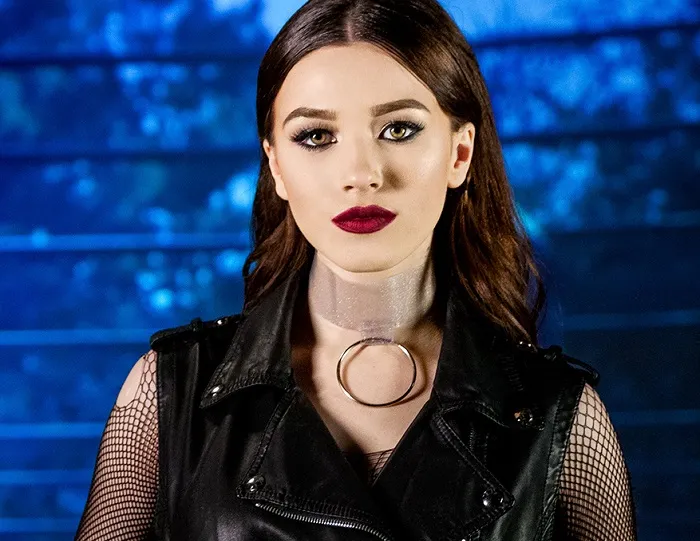 Surorile Ignat – Ioana, Maria Magdalena si Madalina au lansat un album special de Craciun cu un album de colinde
