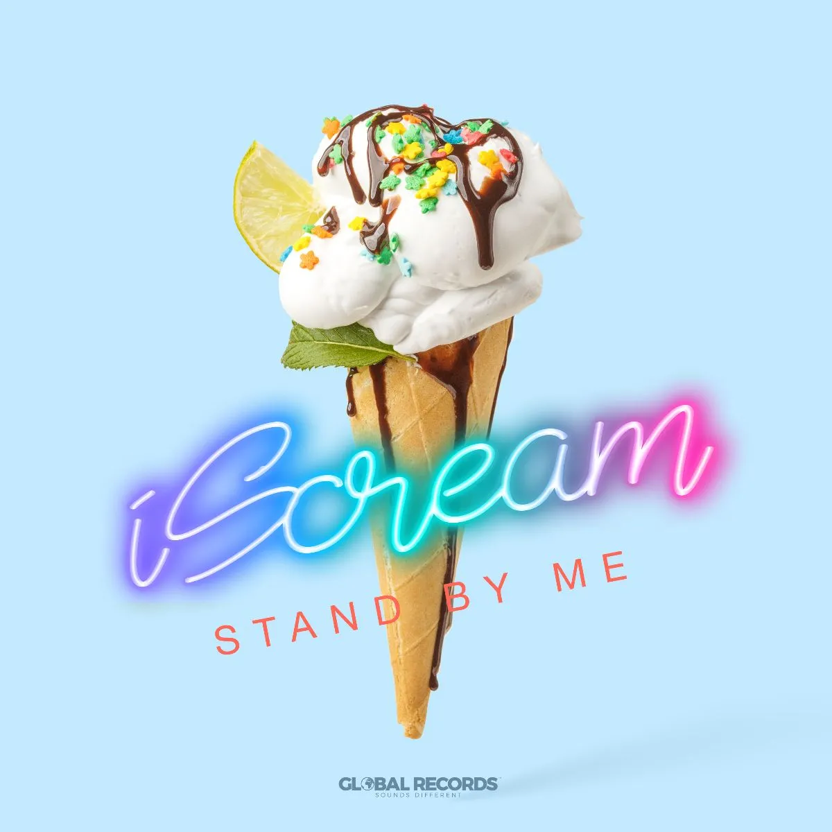 iScream aduce un cocktail perfect de vară prin piesa Stand by me!