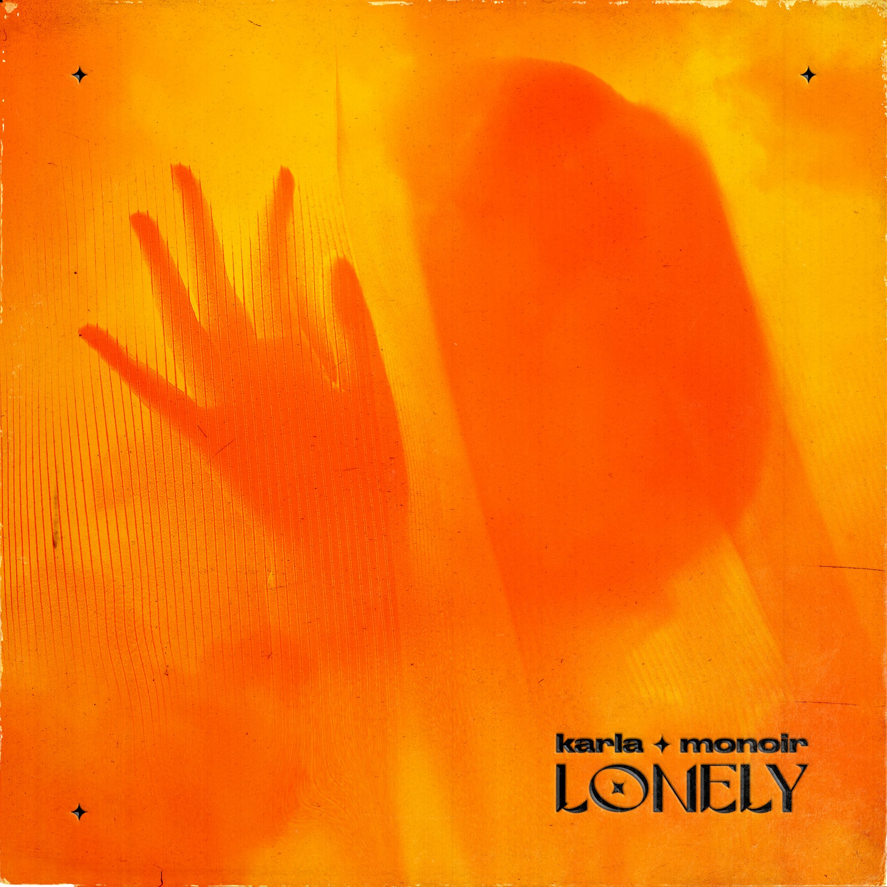 Karla lansează „Lonely”, alături de Monoir