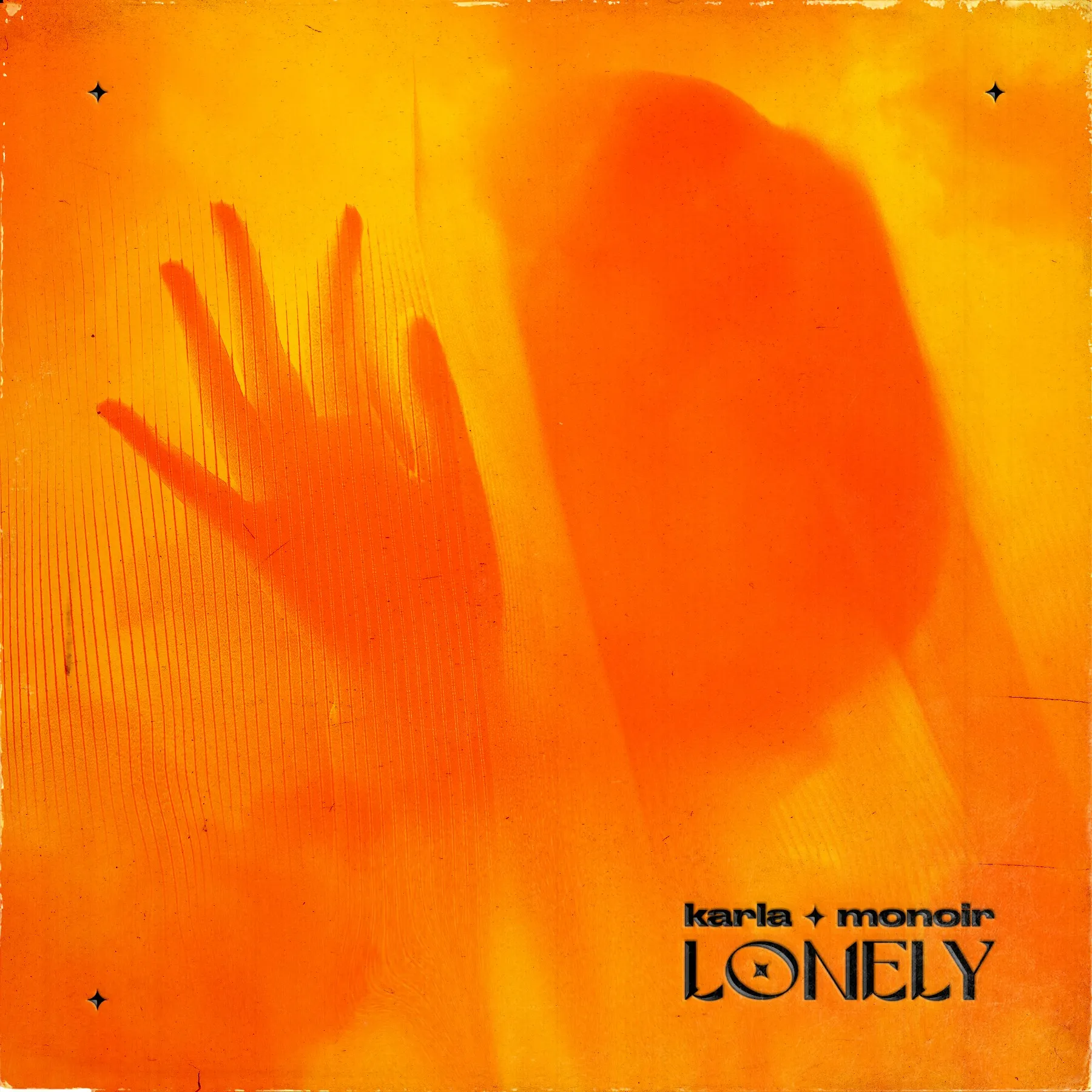 Karla lansează „Lonely”, alături de Monoir