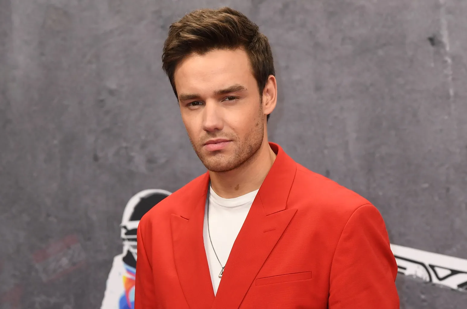 Liam Payne este testat pentru COVID-19 înainte de fiecare vizită la fiul său