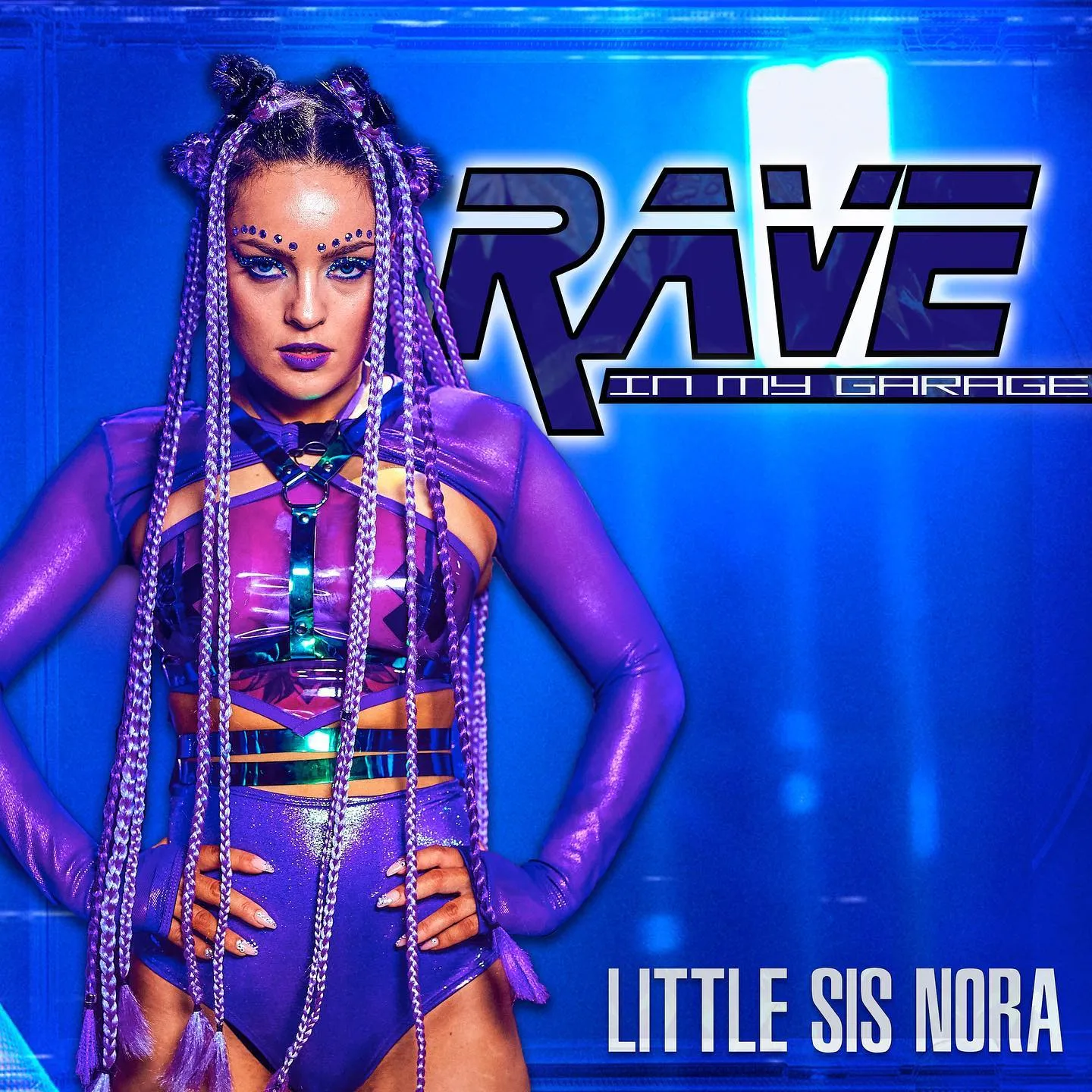 Little Sis Nora lansează piesa „Rave In My Garage”